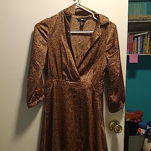 silk feel, tiny design, faux wrap H&M dress